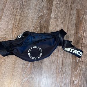 Set Active Fanny Pack